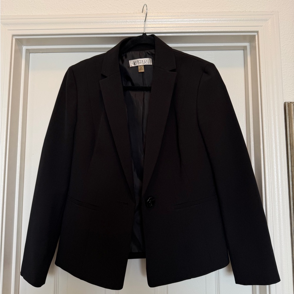 Kasper Women's Black Blazer